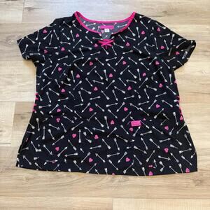 Betsey Johnson Scrubs Shirt Hearts and‎ Arrows Women's Size 2X